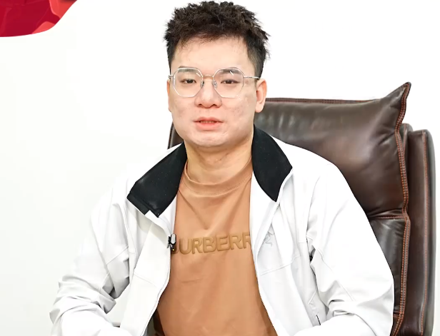 LYIYfvbryyewyDF.png